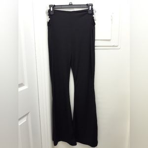 Just Polly New York Black Stretch Pants. Size L